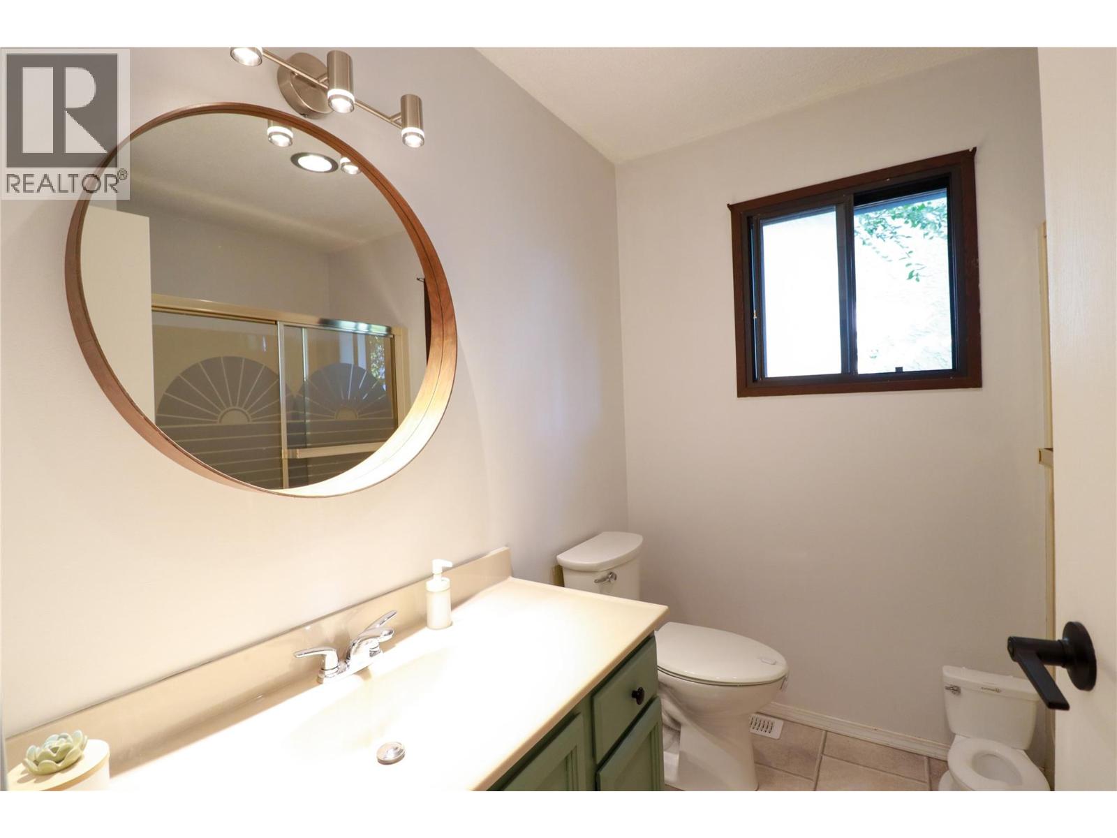 115 Phoenix Avenue, Penticton, British Columbia  V2A 2Z6 - Photo 16 - 10385430
