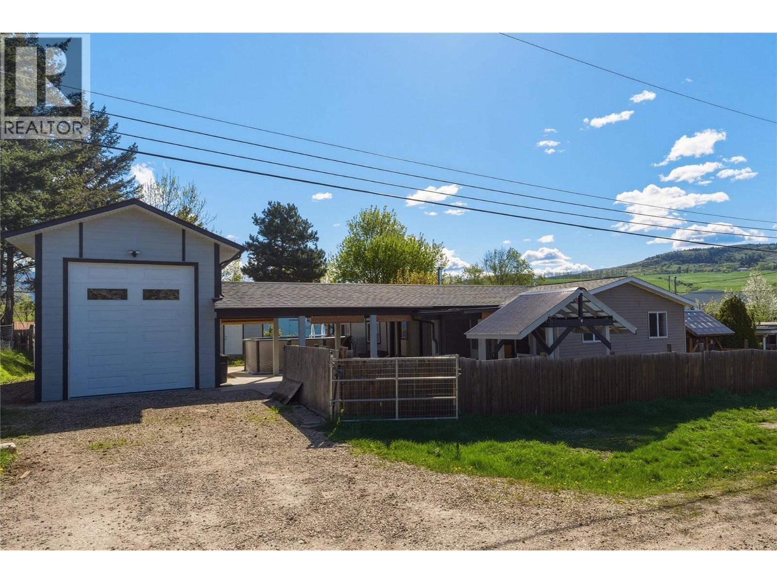 2554 Willow Park Road, Vernon, British Columbia  V1H 1M4 - Photo 1 - 10385266