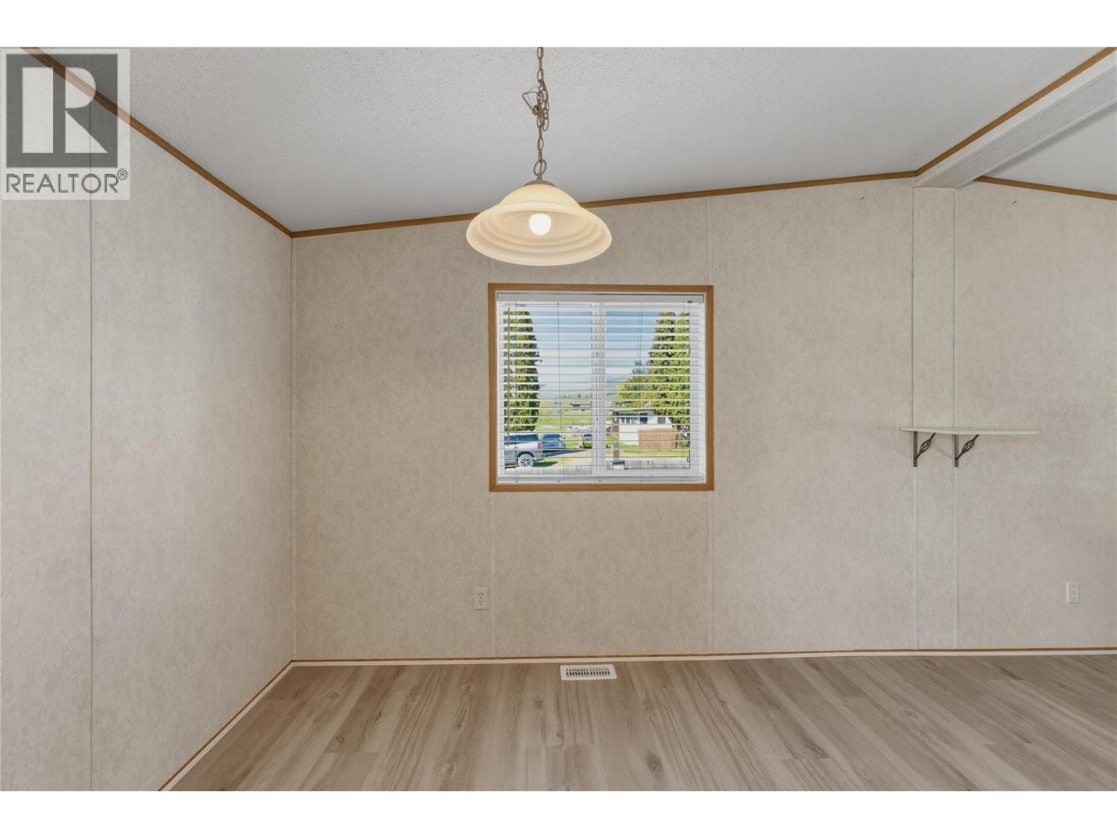 2554 Willow Park Road, Vernon, British Columbia  V1H 1M4 - Photo 10 - 10385266