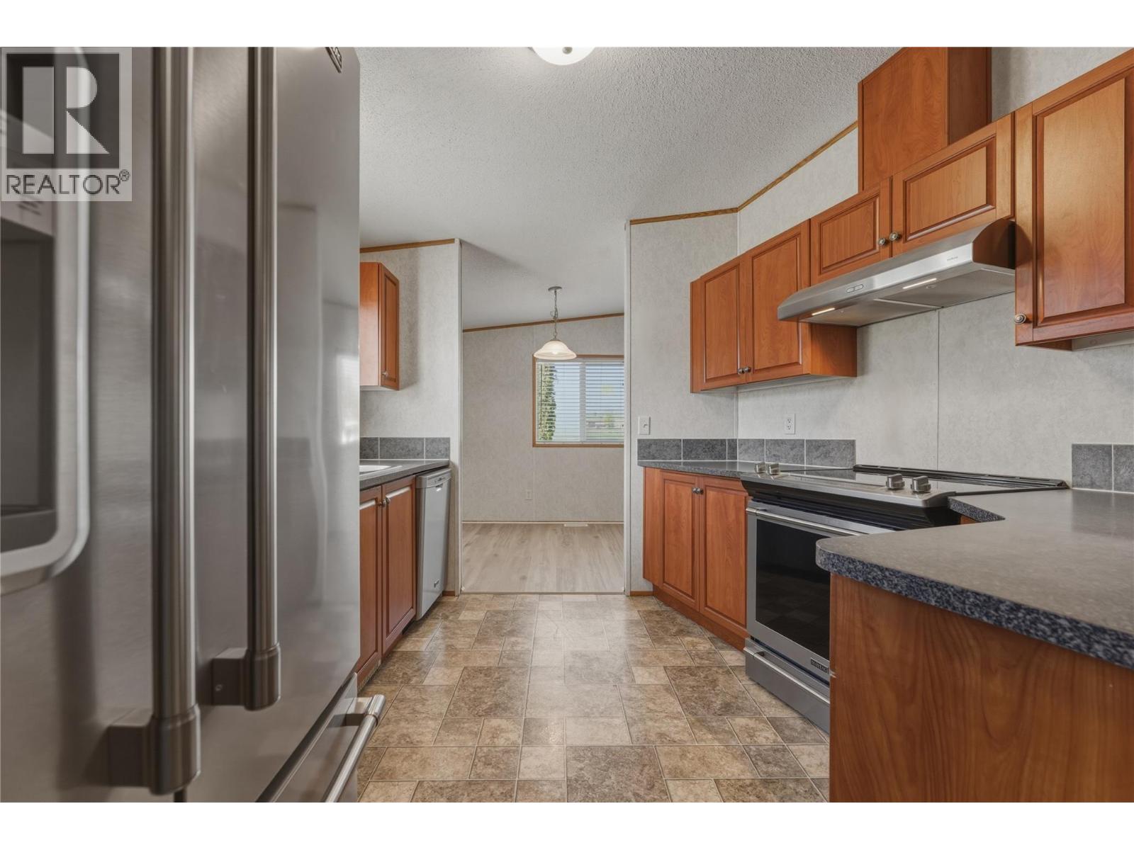 2554 Willow Park Road, Vernon, British Columbia  V1H 1M4 - Photo 12 - 10385266