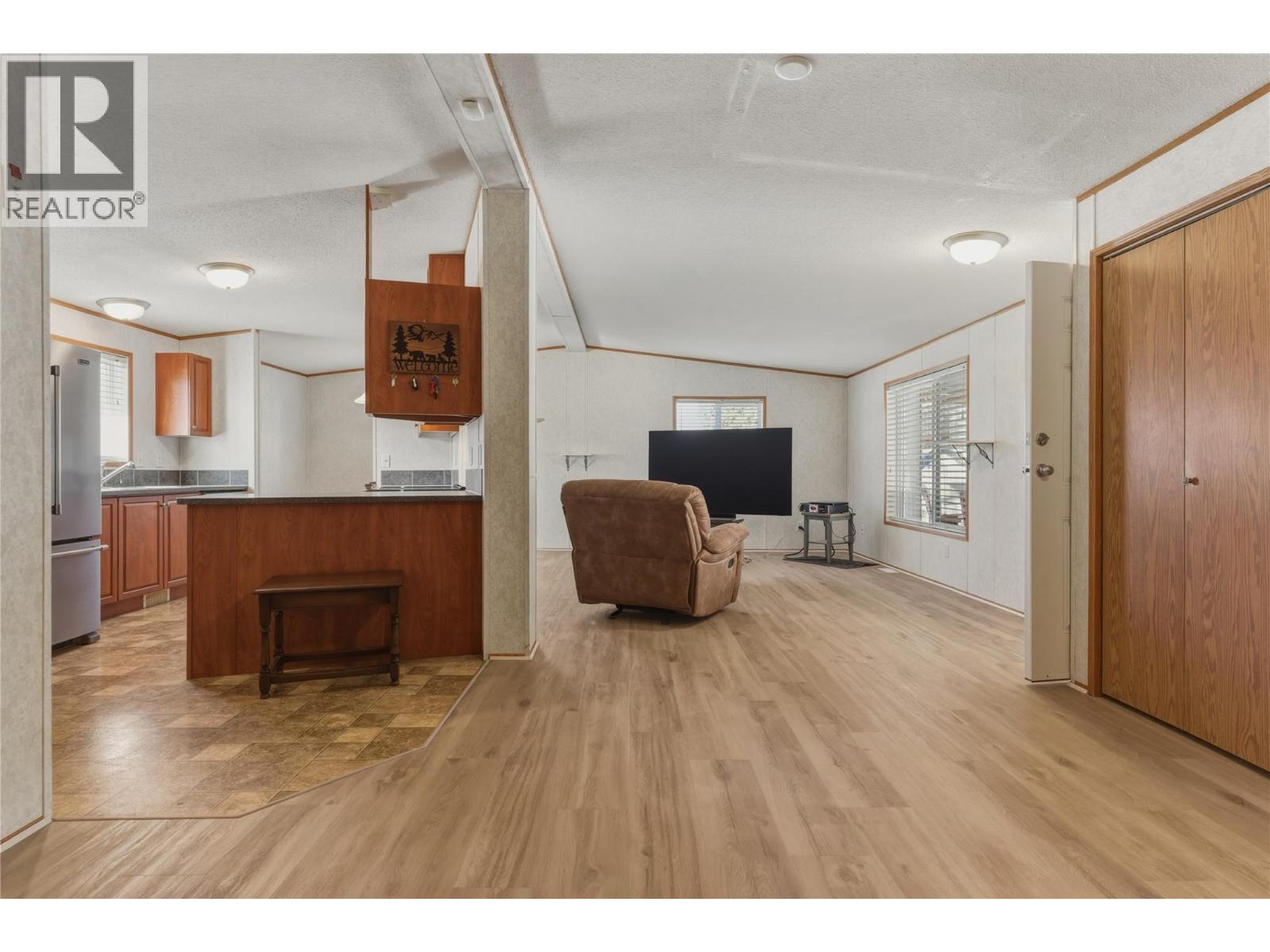 2554 Willow Park Road, Vernon, British Columbia  V1H 1M4 - Photo 7 - 10385266