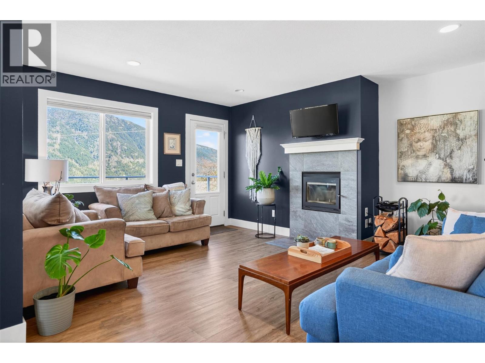 702 Richards Street, Nelson, British Columbia  V1L 5K6 - Photo 10 - 10385251
