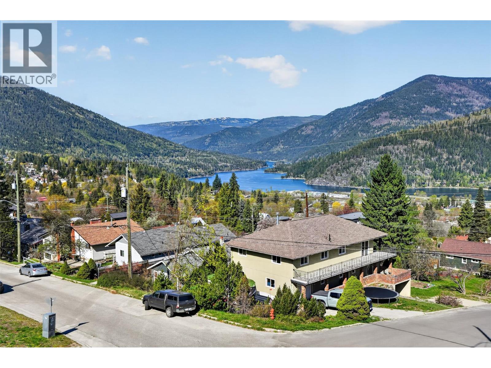 702 Richards Street, Nelson, British Columbia  V1L 5K6 - Photo 15 - 10385251