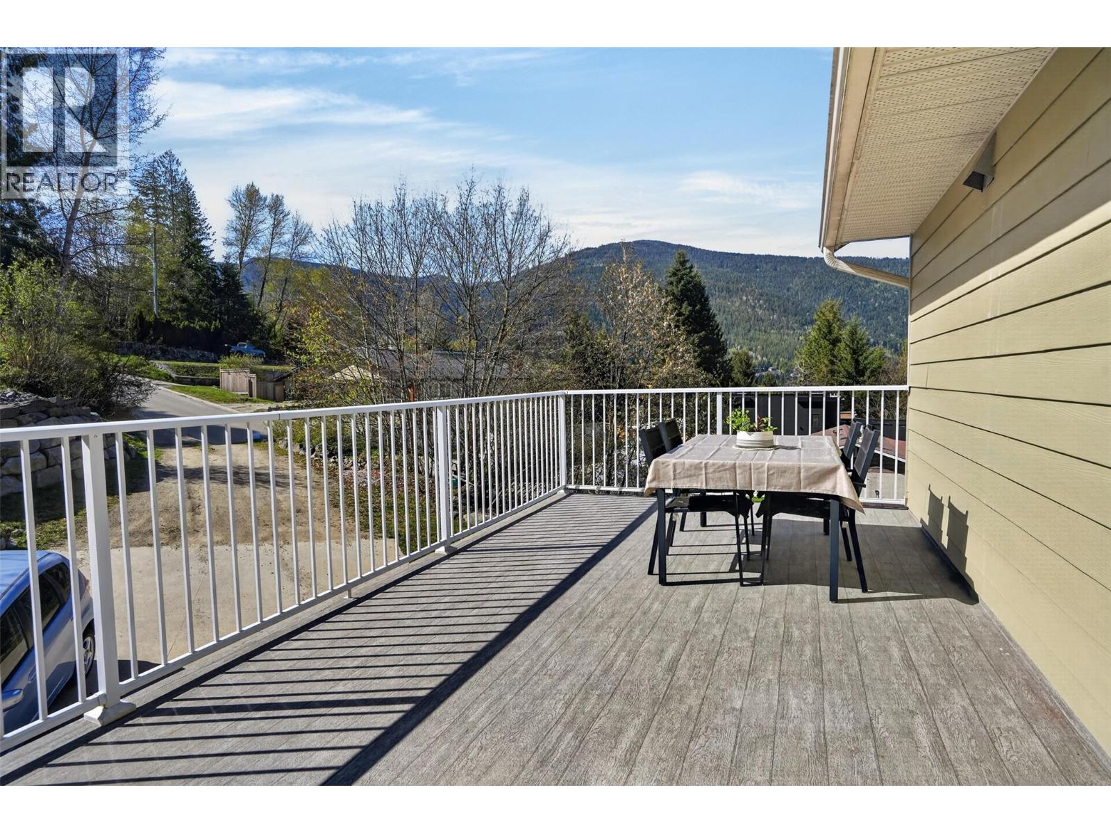 702 Richards Street, Nelson, British Columbia  V1L 5K6 - Photo 27 - 10385251