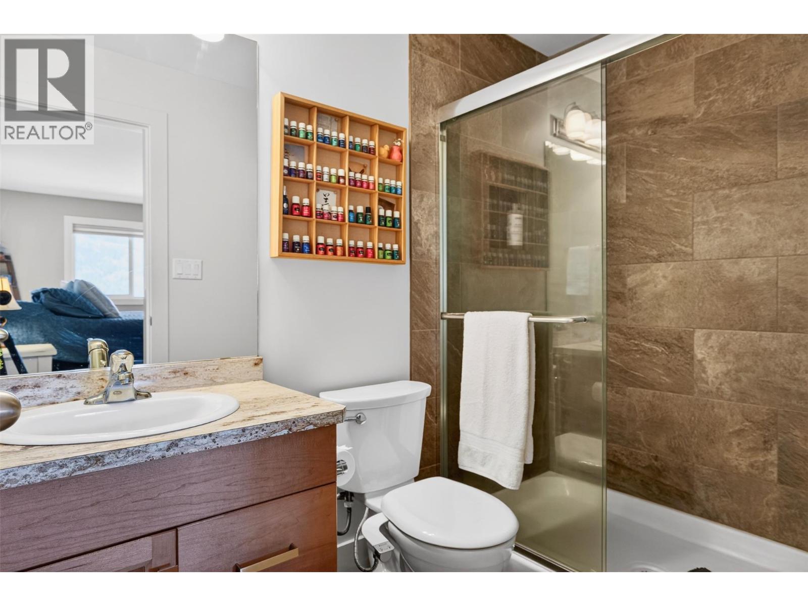 702 Richards Street, Nelson, British Columbia  V1L 5K6 - Photo 34 - 10385251