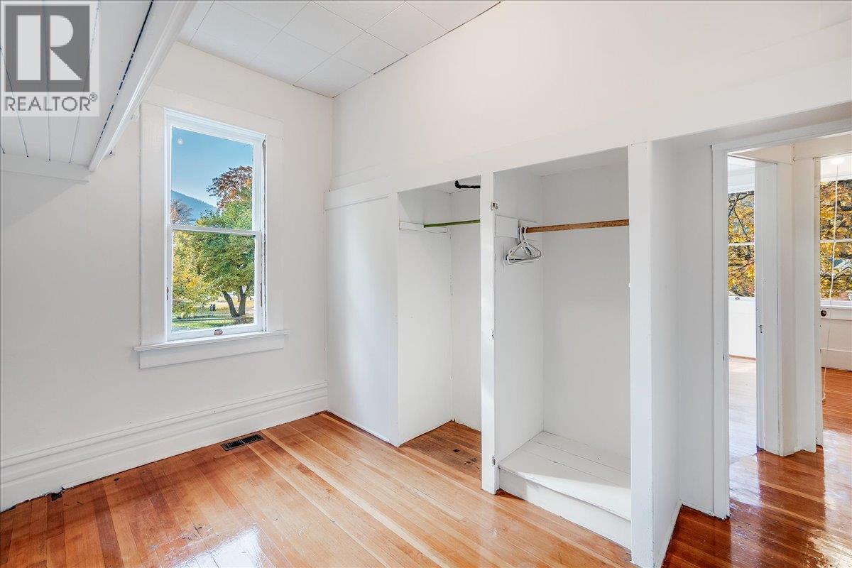1004 Stanley Street, Nelson, British Columbia  V1L 1P2 - Photo 42 - 10385091