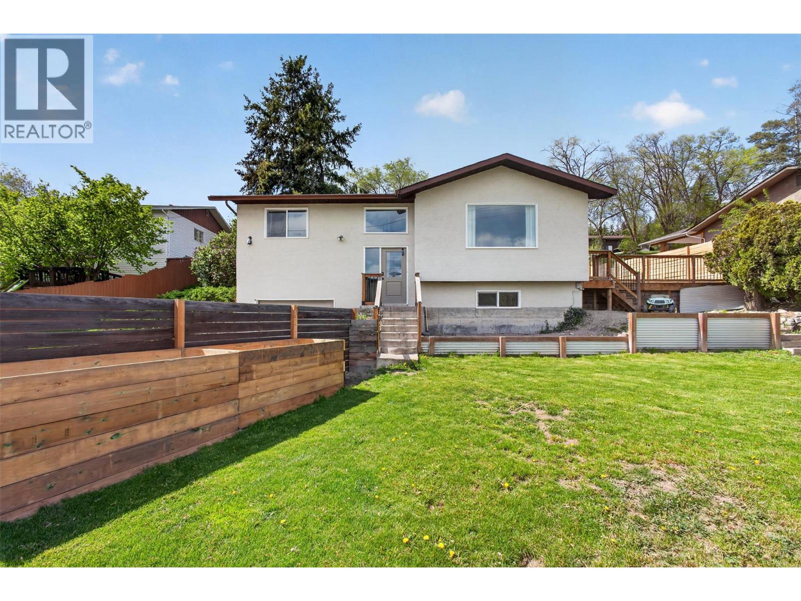 9742 Okanagan Centre Road E, Lake Country, British Columbia  V4V 1T6 - Photo 2 - 10382875