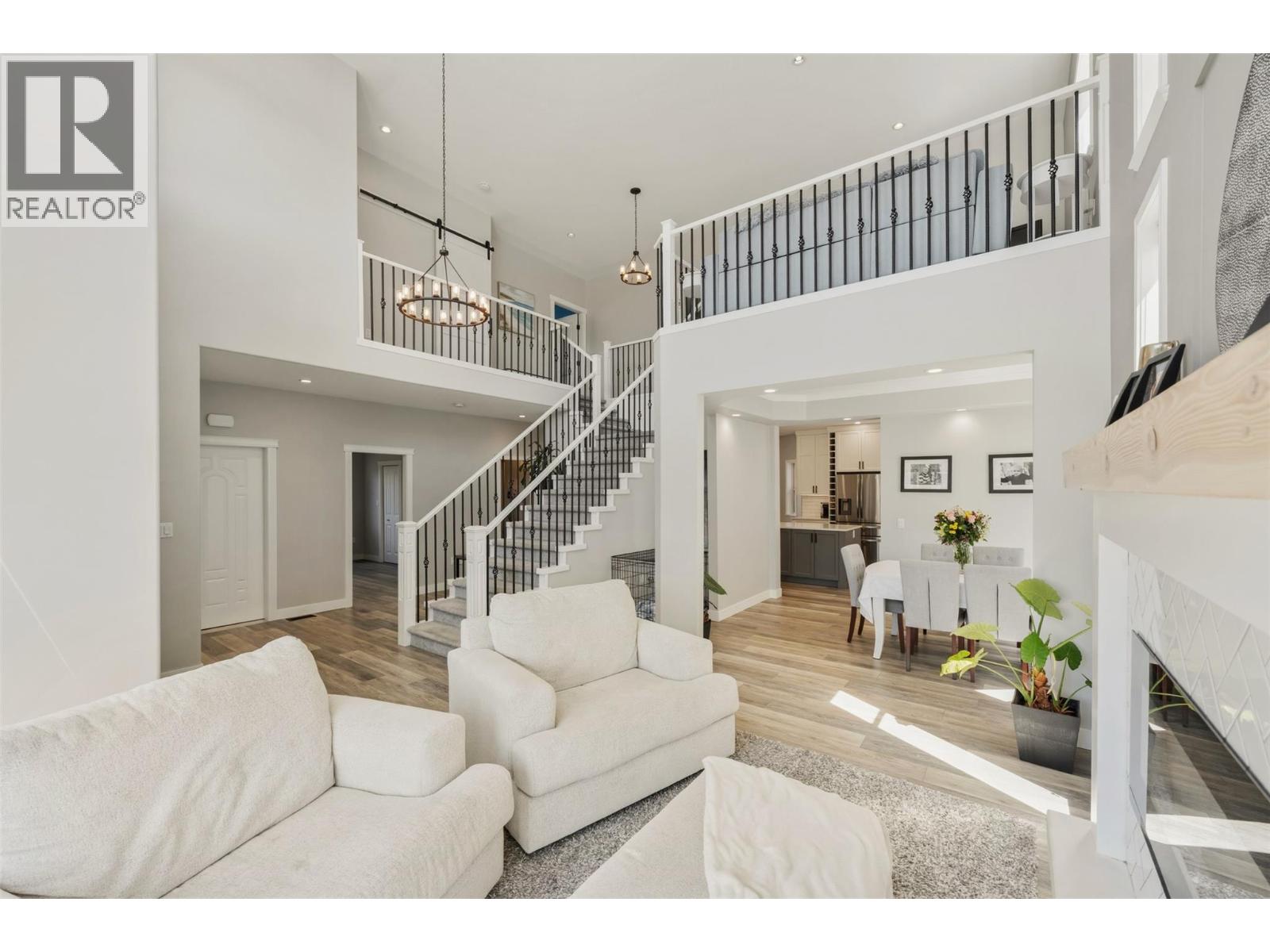 2381 Wiltse Drive, Penticton, British Columbia  V2A 7X7 - Photo 12 - 10385414