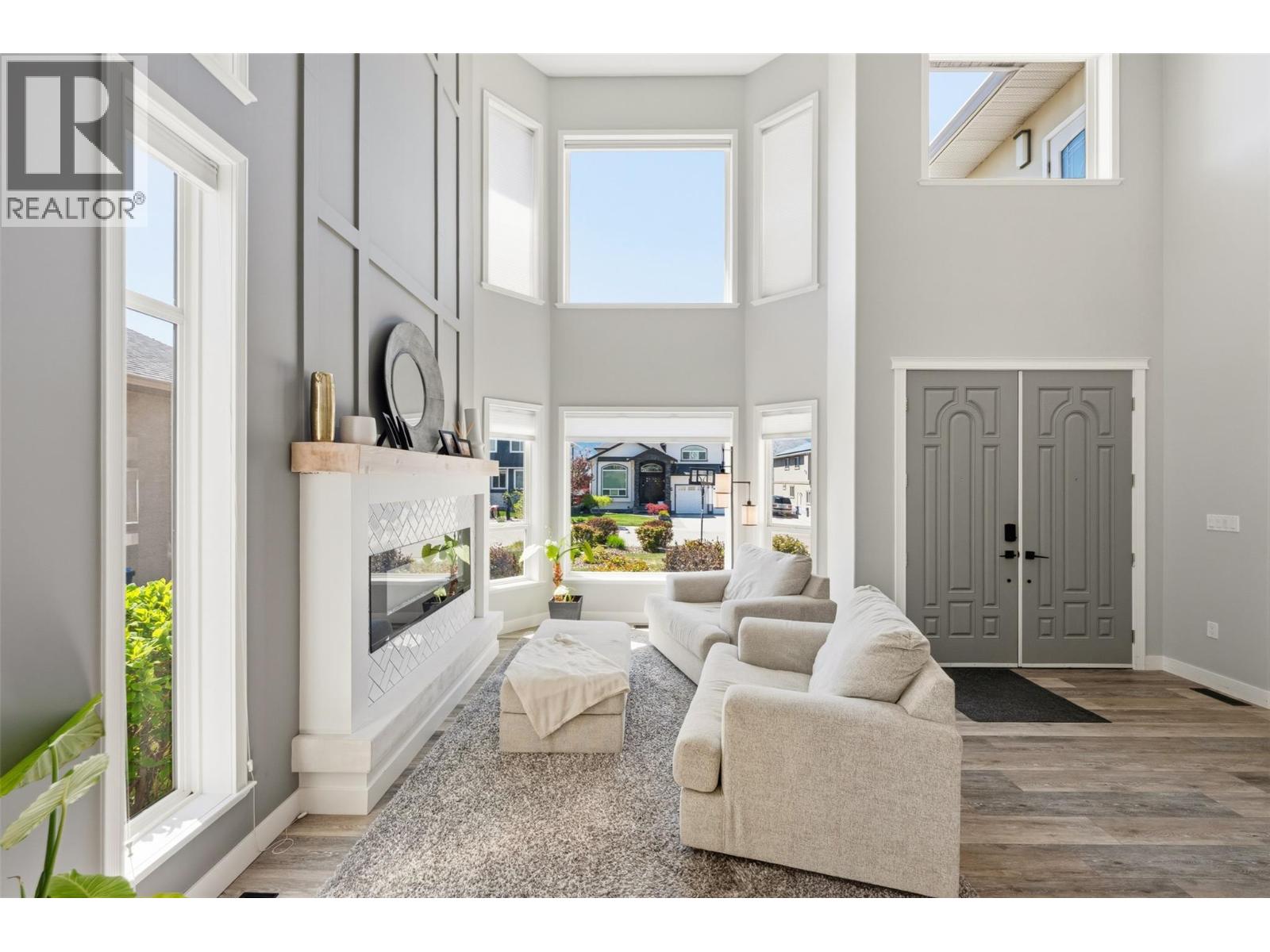 2381 Wiltse Drive, Penticton, British Columbia  V2A 7X7 - Photo 8 - 10385414