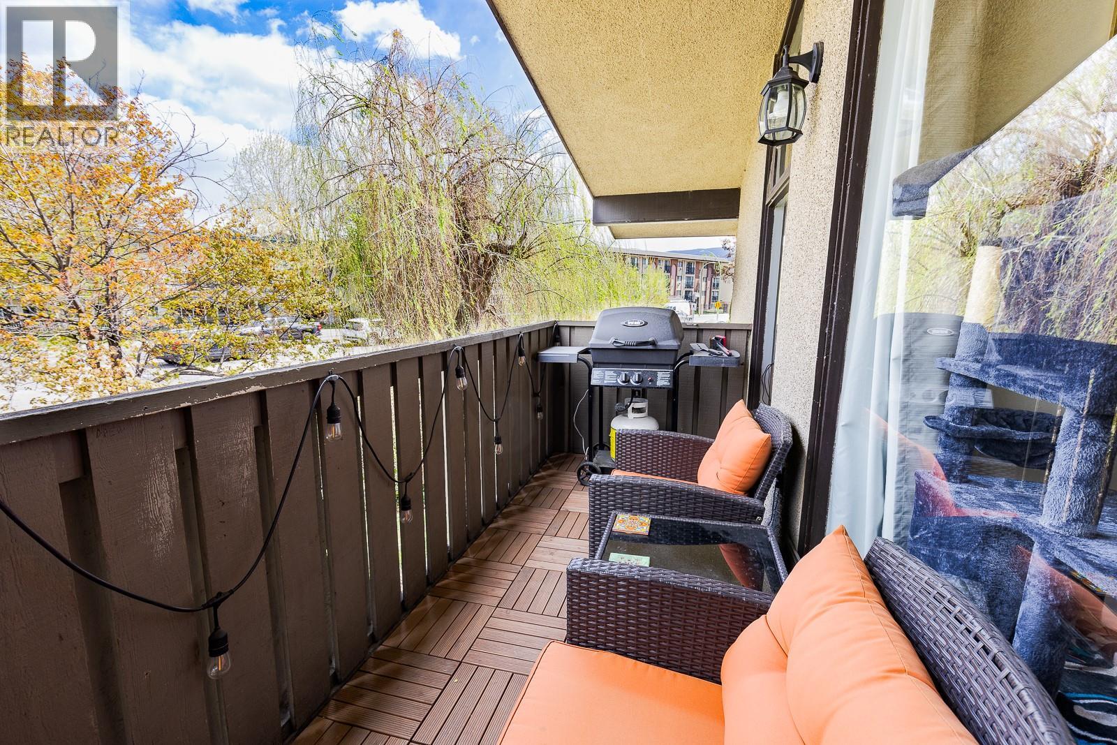 353 Boyce Crescent Unit# 11, Kelowna, British Columbia  V1Y 5Z7 - Photo 8 - 10385395