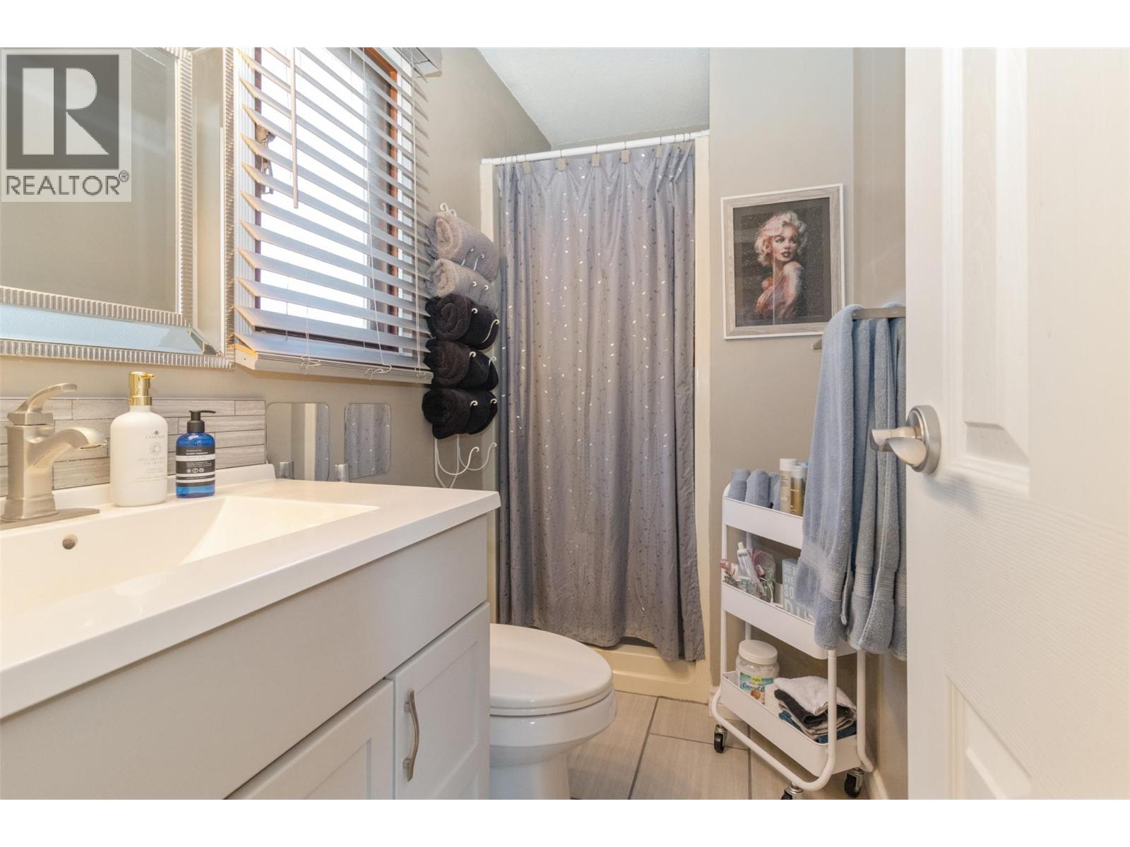 430 Dougall Road N, Kelowna, British Columbia  V1X 3K7 - Photo 32 - 10385257