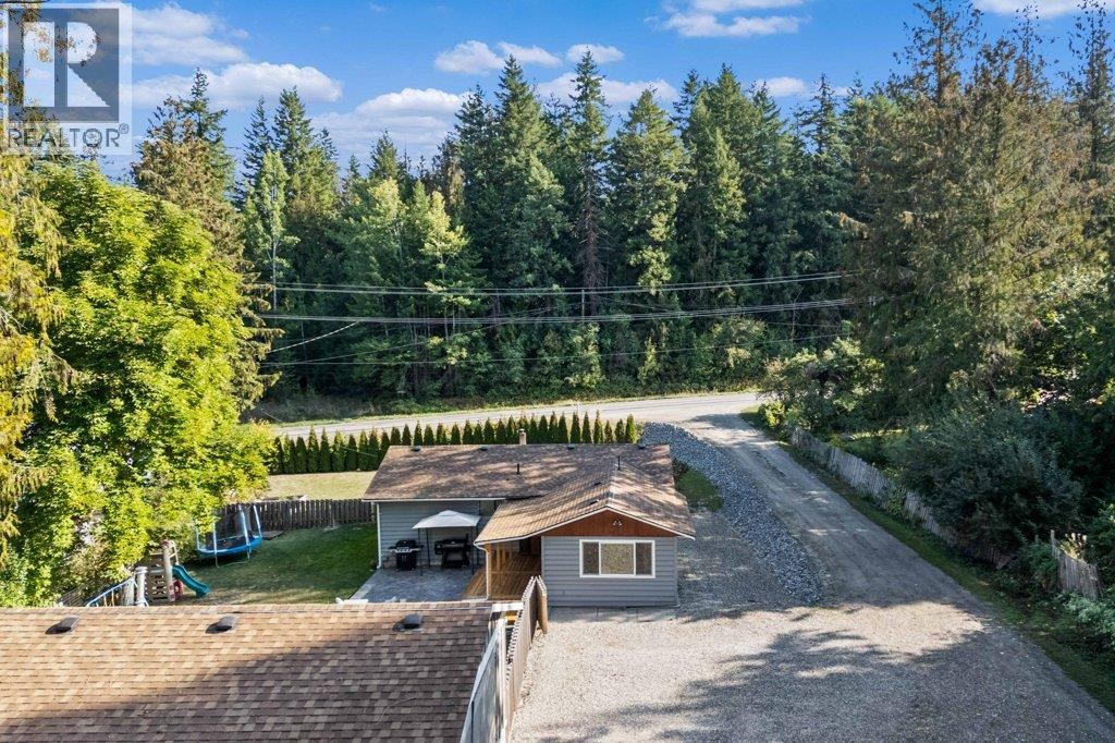 1294 Notch Hill Road, Sorrento, British Columbia  V0E 2W0 - Photo 21 - 10385439