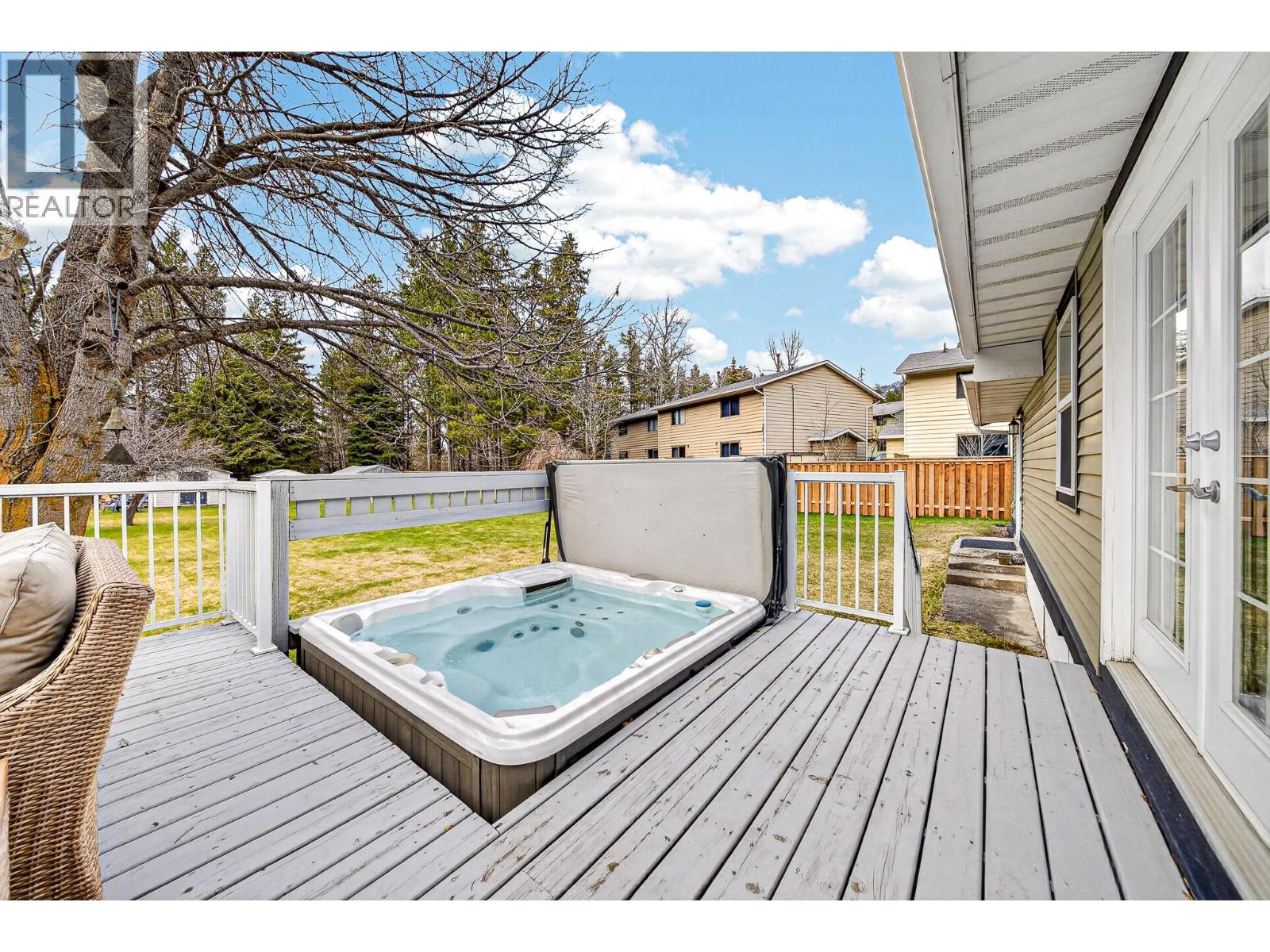 255 Pine Avenue, Sparwood, British Columbia  V0B 2G0 - Photo 29 - 10385435