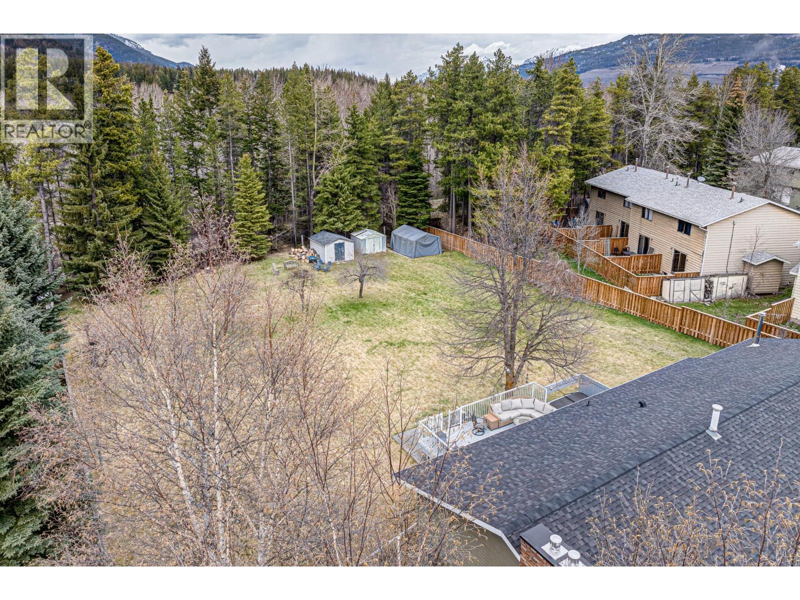 255 Pine Avenue, Sparwood, British Columbia  V0B 2G0 - Photo 34 - 10385435