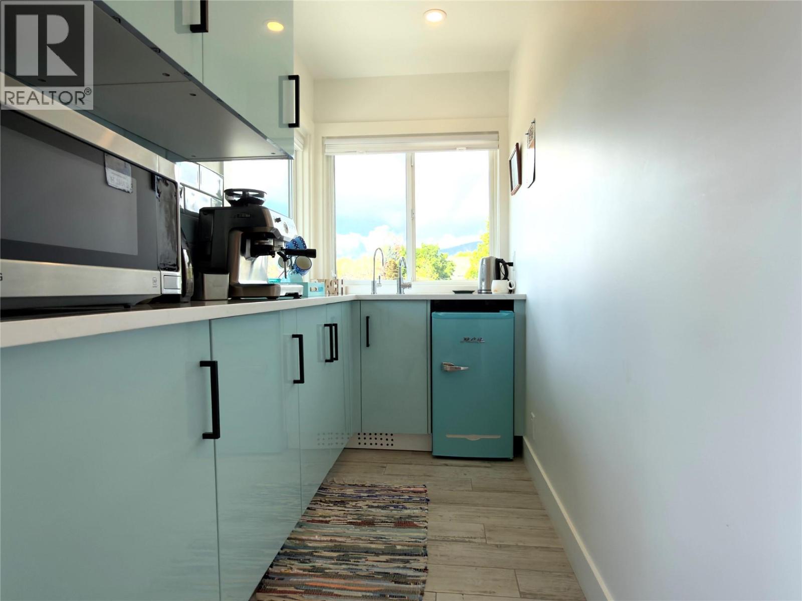 338 Burne Avenue, Kelowna, British Columbia  V1Y 5P1 - Photo 30 - 10385397
