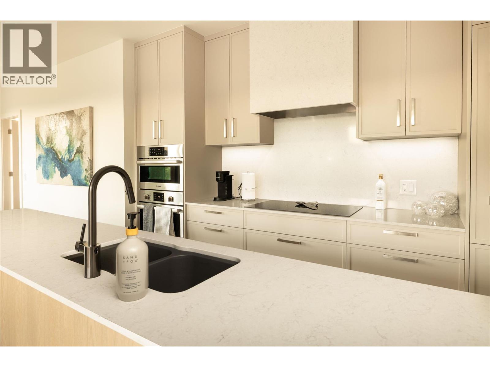3340 Lakeshore Road Unit# 411, Kelowna, British Columbia  V1W 0H6 - Photo 6 - 10385458