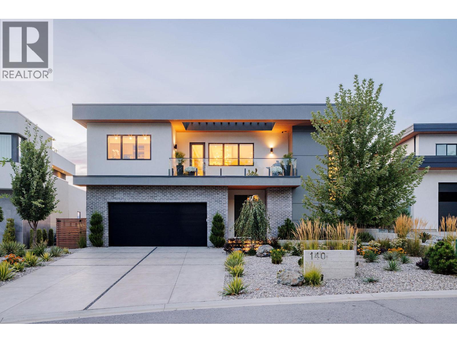 140 Oliver Place, Penticton, British Columbia  V2A 0H1 - Photo 1 - 10385436
