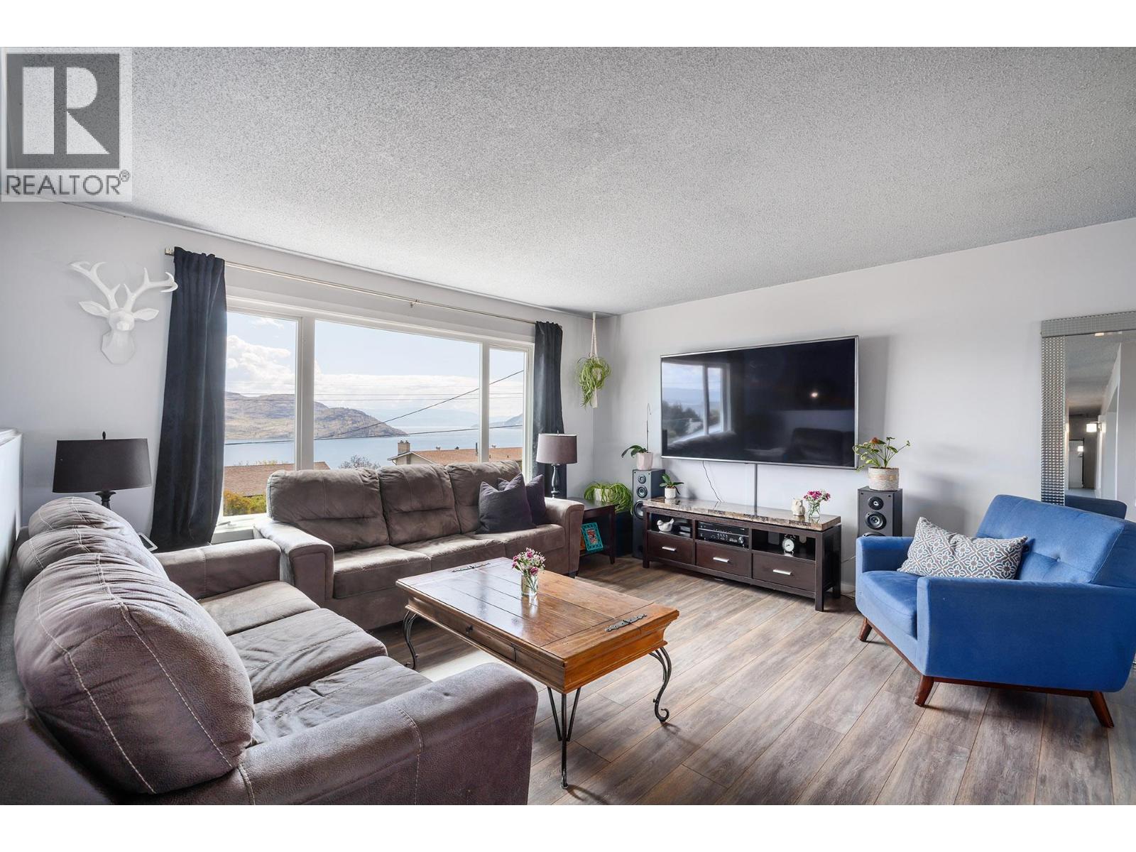 6132 Wilson Road, Peachland, British Columbia  V0H 1X7 - Photo 3 - 10385149
