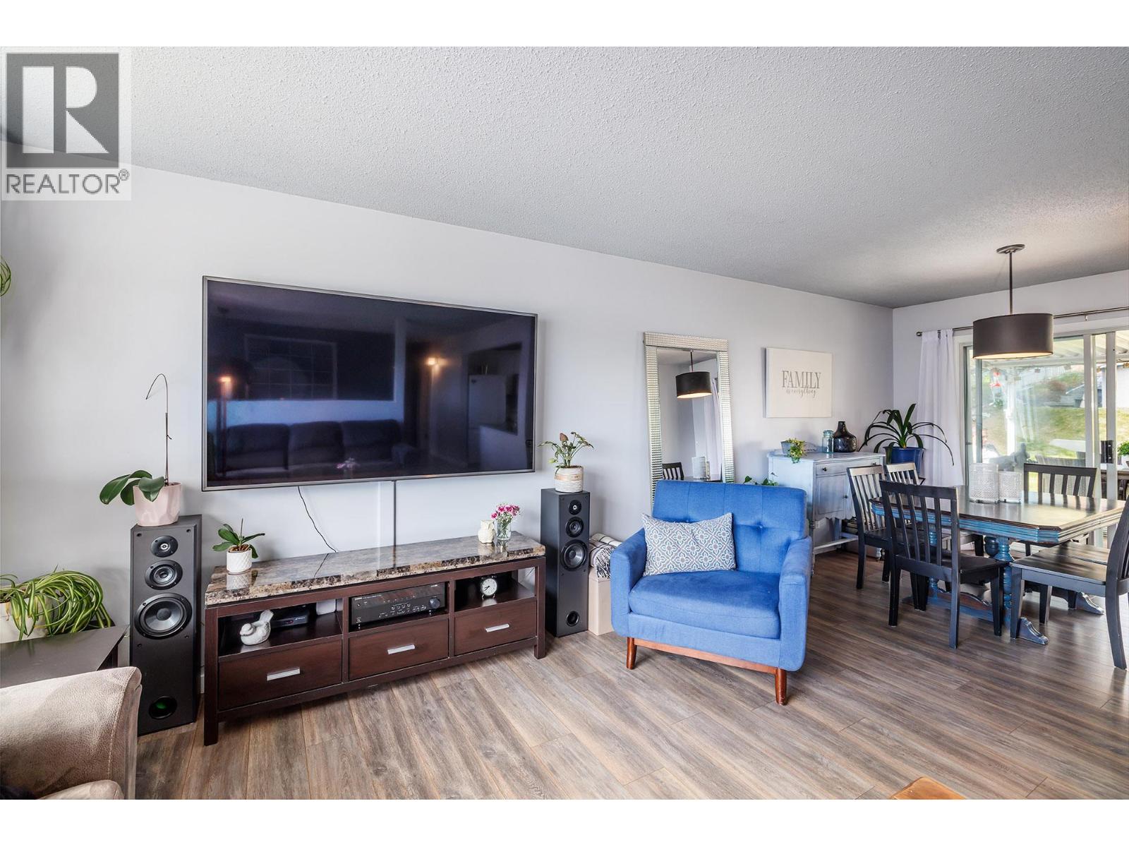 6132 Wilson Road, Peachland, British Columbia  V0H 1X7 - Photo 8 - 10385149