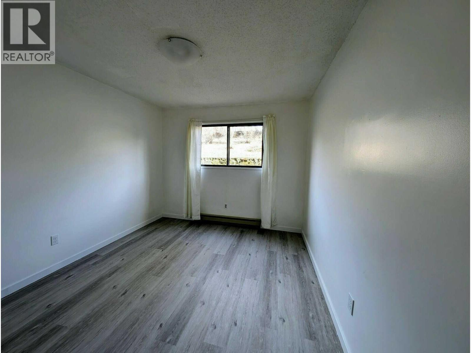 280 Alder Drive Unit# 103, Logan Lake, British Columbia  V0K 1W0 - Photo 6 - 10385534