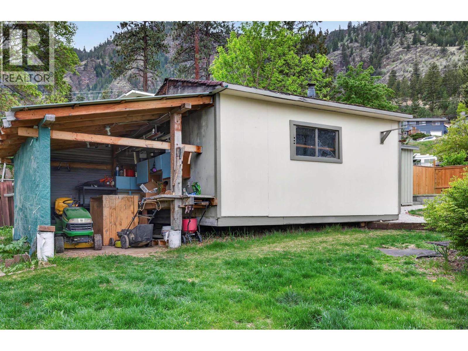 1052 Todd Road, Kamloops, British Columbia  V2C 5B2 - Photo 68 - 10385518