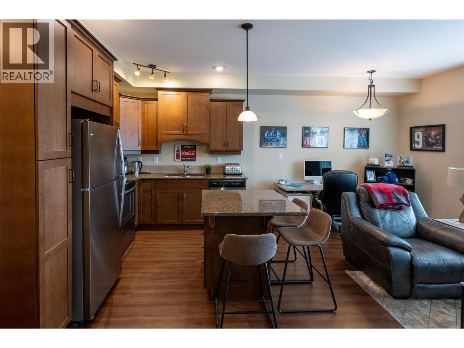 755 Mcgill Road Unit# 403, Kamloops, British Columbia  V2C 0B6 - Photo 5 - 10385452