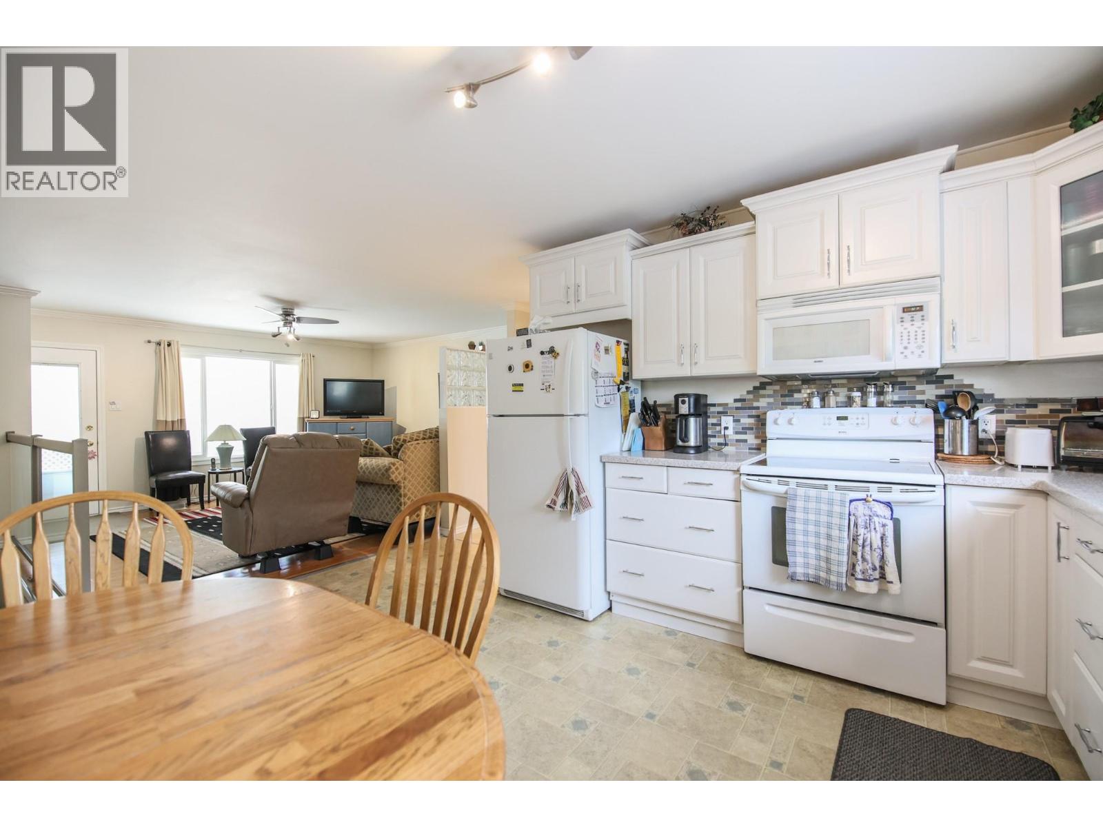 156 Secrest Hill Road, Oliver, British Columbia  V0H 1T5 - Photo 32 - 10385404