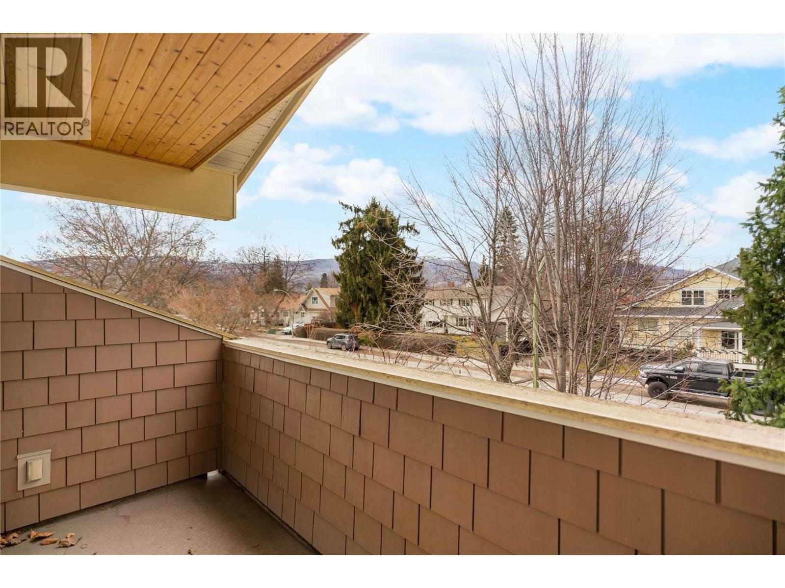 451 Cadder Avenue, Kelowna, British Columbia  V1Y 5N2 - Photo 32 - 10383308