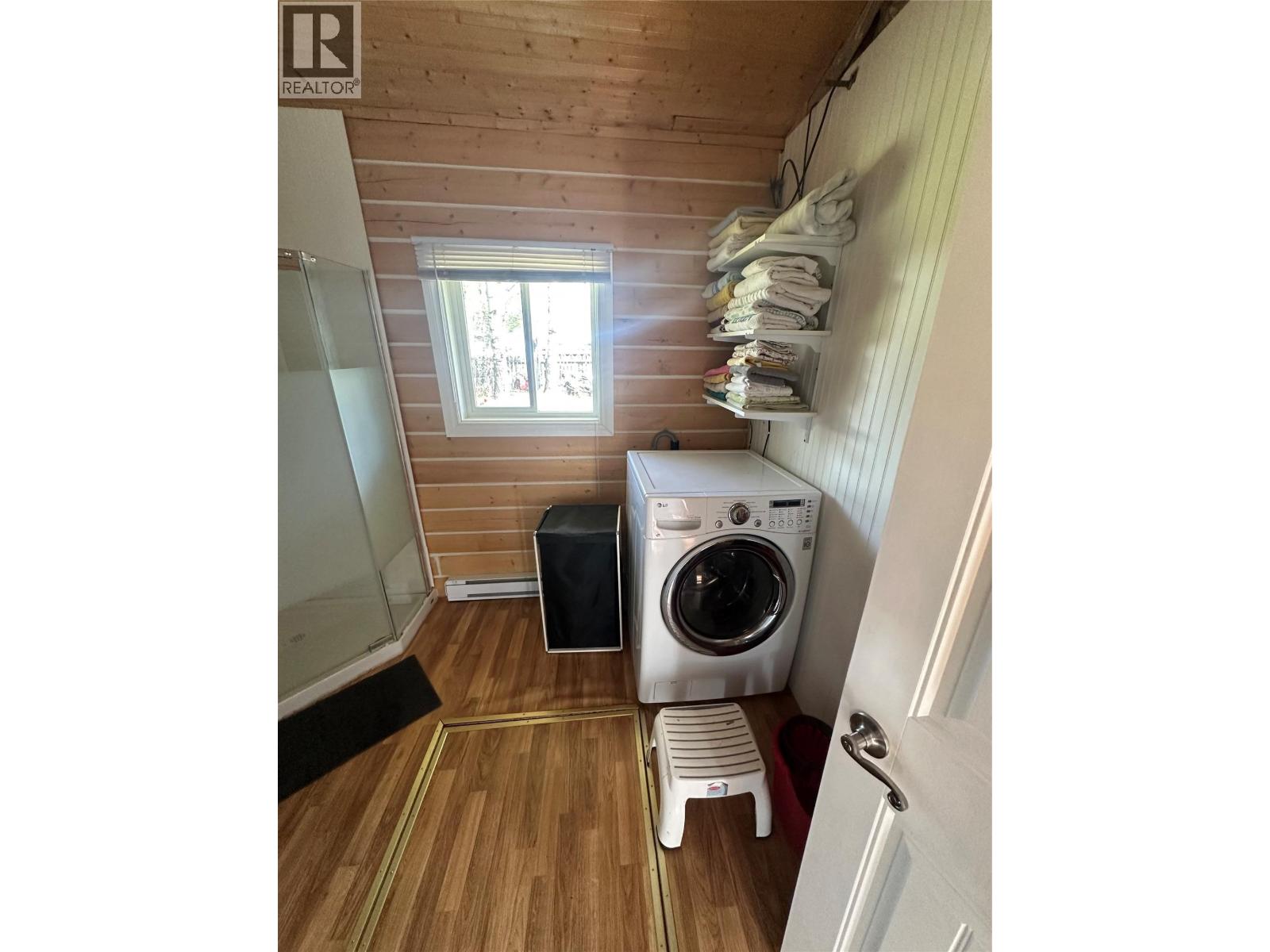 9308 West Middlemiss Road, Chetwynd, British Columbia  V0C 1J0 - Photo 7 - 10385568