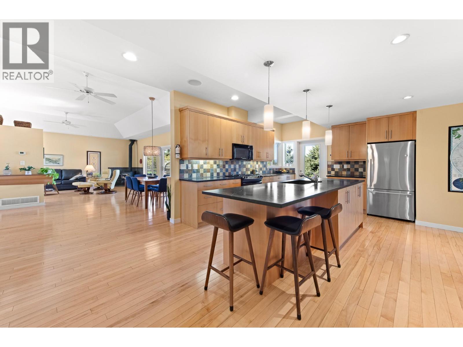 3990 June Springs Road, Kelowna, British Columbia  V1W 4E4 - Photo 23 - 10385494