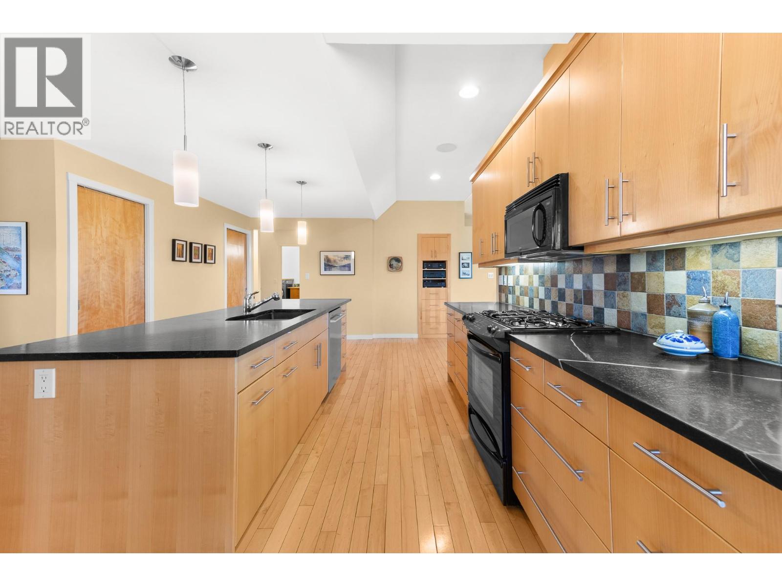 3990 June Springs Road, Kelowna, British Columbia  V1W 4E4 - Photo 26 - 10385494
