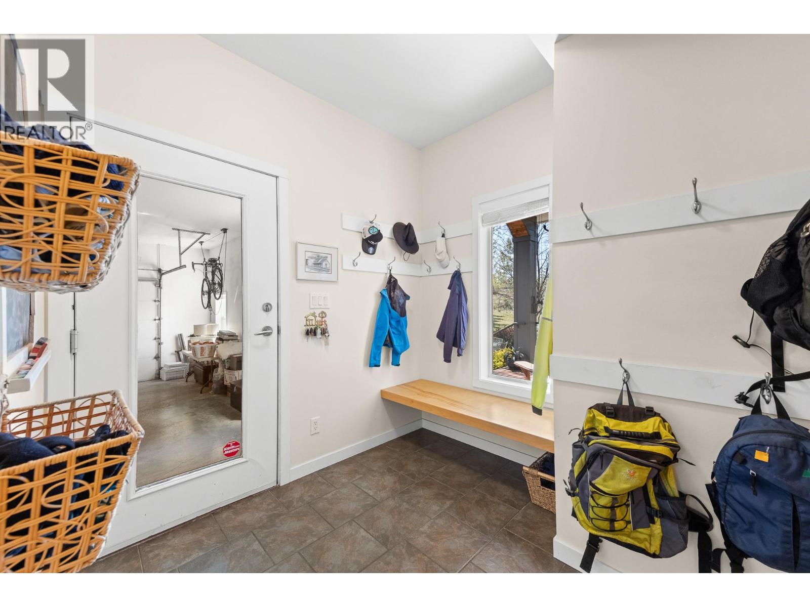 3990 June Springs Road, Kelowna, British Columbia  V1W 4E4 - Photo 47 - 10385494