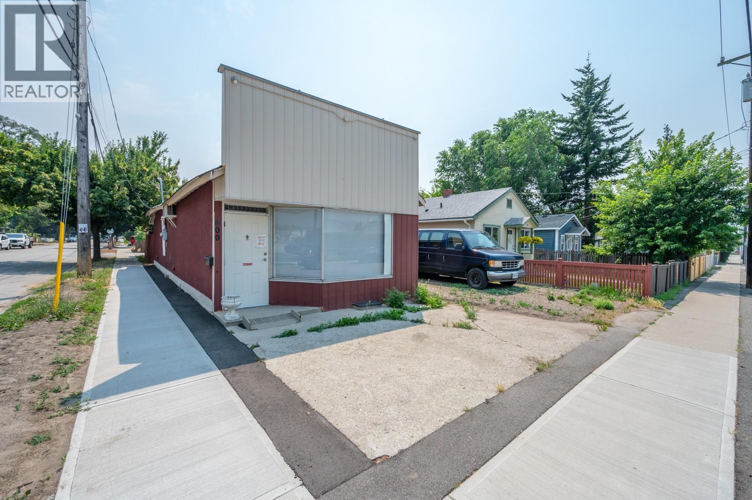 600 WADE Avenue W, penticton, British Columbia