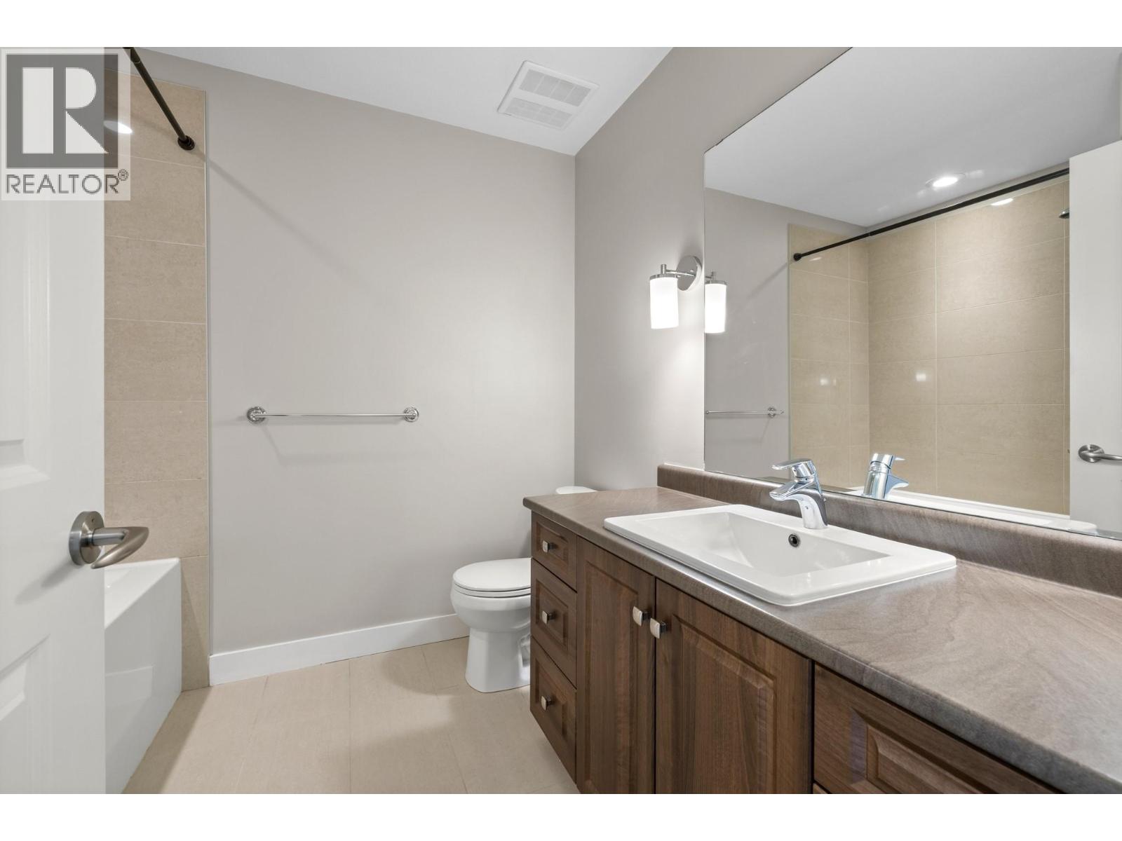 2490 Tuscany Drive Unit# 60, West Kelowna, British Columbia  V4T 3M4 - Photo 14 - 10385175
