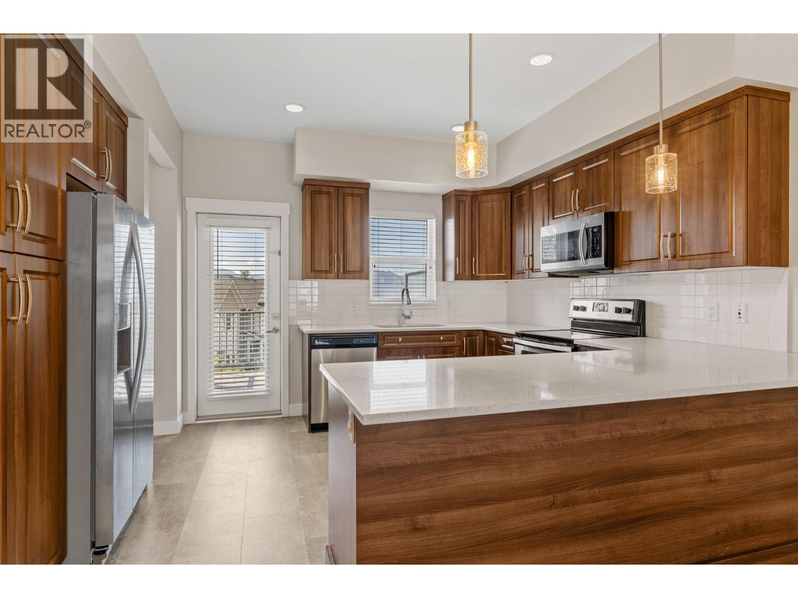 2490 Tuscany Drive Unit# 60, West Kelowna, British Columbia  V4T 3M4 - Photo 2 - 10385175