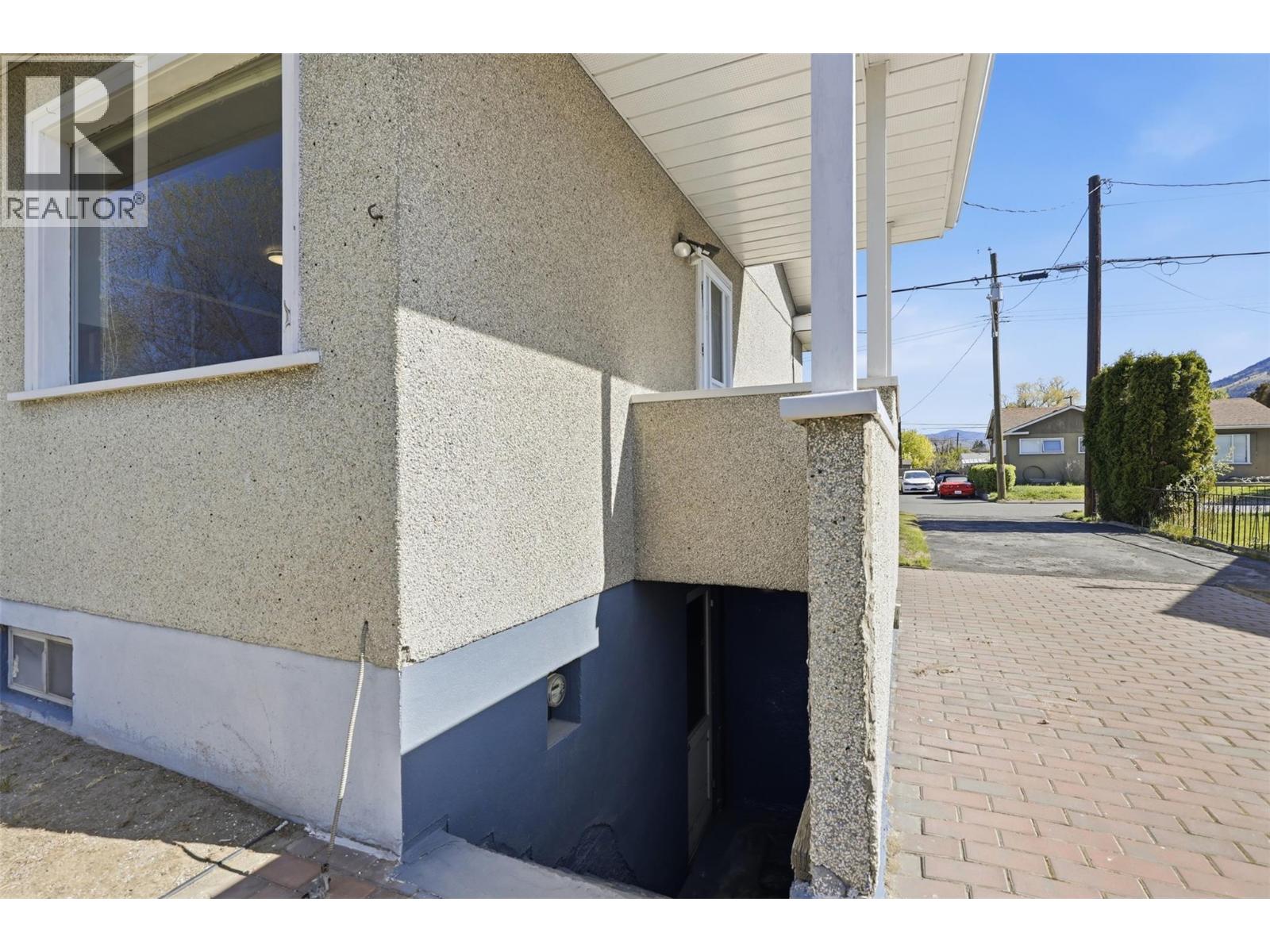 465 Linden Avenue, Kamloops, British Columbia  V2B 2N4 - Photo 35 - 10384882