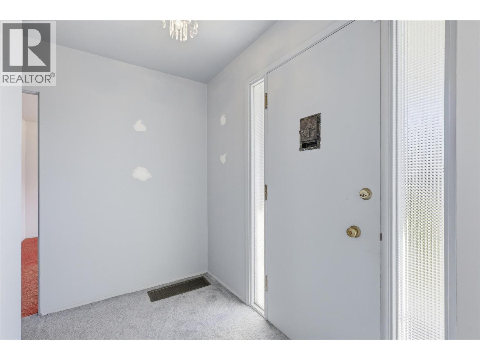 465 Linden Avenue, Kamloops, British Columbia  V2B 2N4 - Photo 4 - 10384882