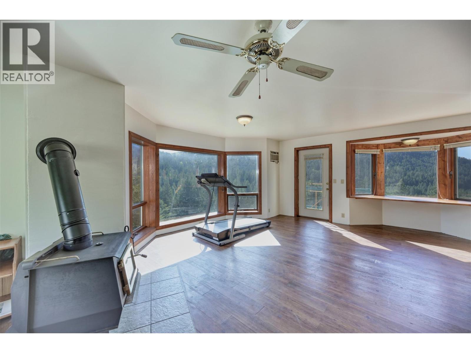 6050 Athelston-Hartford Road, Grand Forks, British Columbia  V0H 1H5 - Photo 7 - 10384333