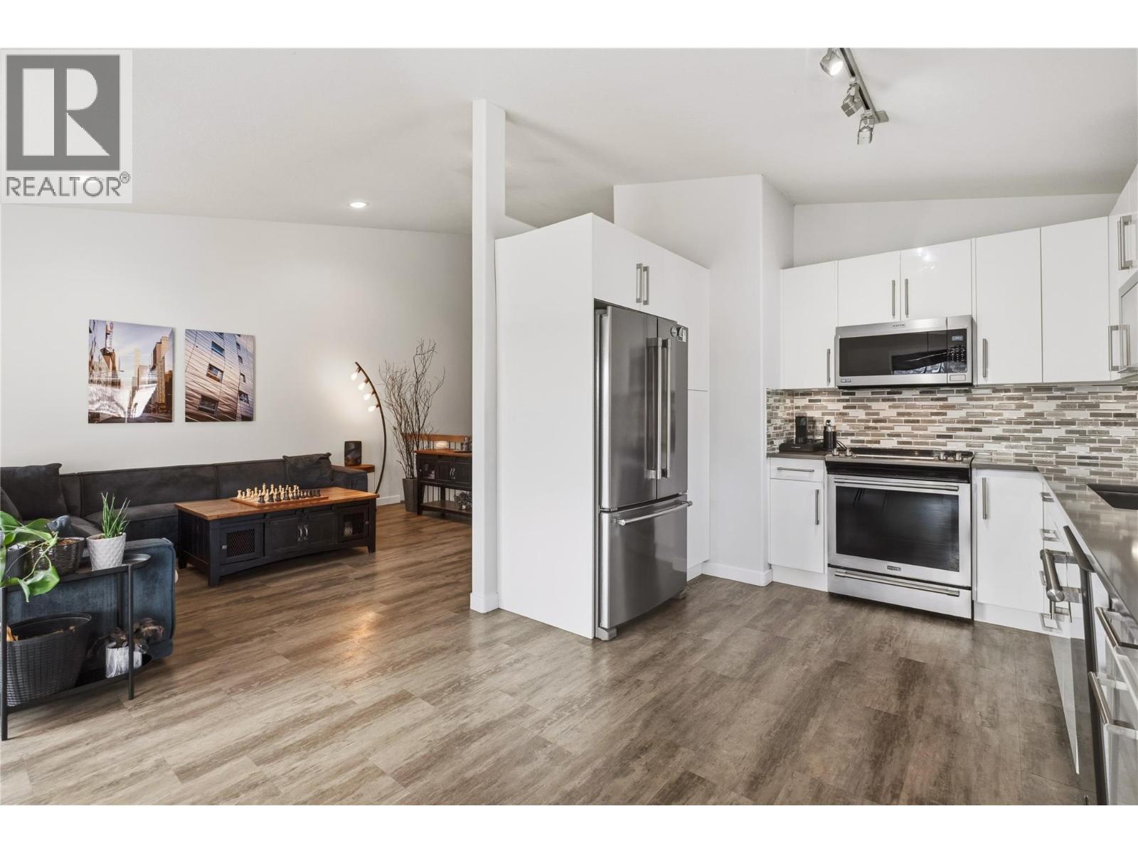 1190 Friesen Road, Kelowna, British Columbia  V1X 7N2 - Photo 13 - 10385561