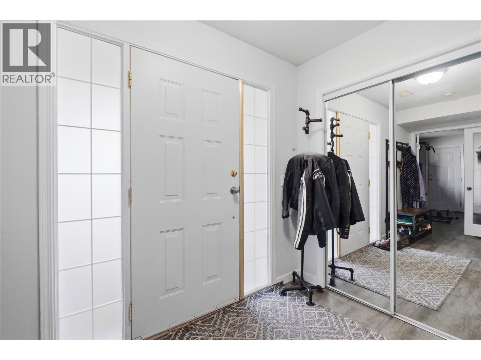 1190 Friesen Road, Kelowna, British Columbia  V1X 7N2 - Photo 5 - 10385561
