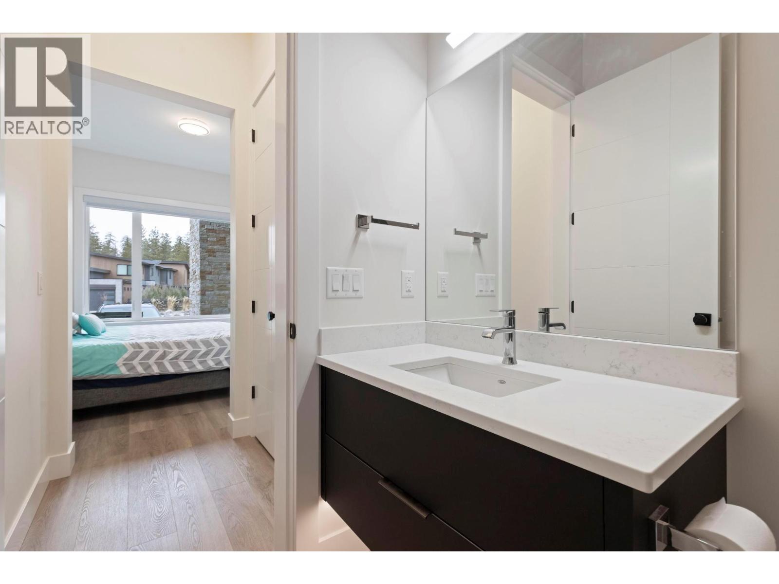 10245 Beacon Hill Drive, Lake Country, British Columbia  V4V 0A9 - Photo 24 - 10385508