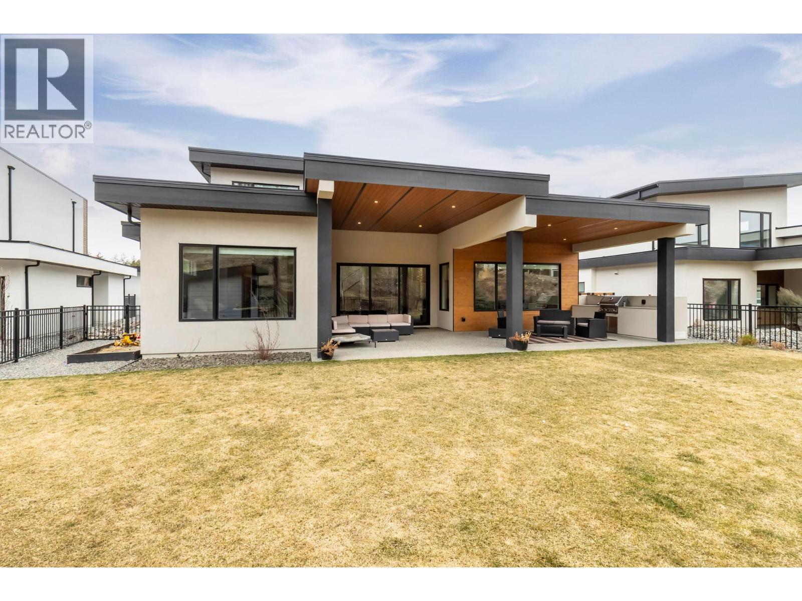 10245 Beacon Hill Drive, Lake Country, British Columbia  V4V 0A9 - Photo 35 - 10385508