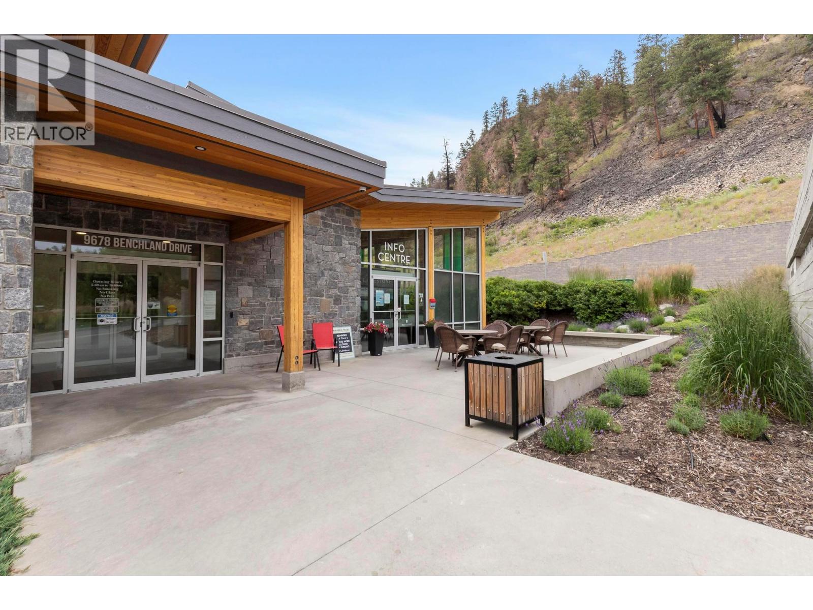 10245 Beacon Hill Drive, Lake Country, British Columbia  V4V 0A9 - Photo 58 - 10385508