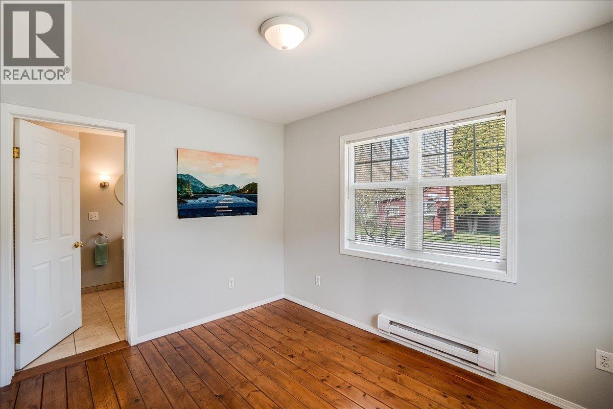 501 Arthur Street, Slocan, British Columbia  V0G 2C0 - Photo 18 - 10385478