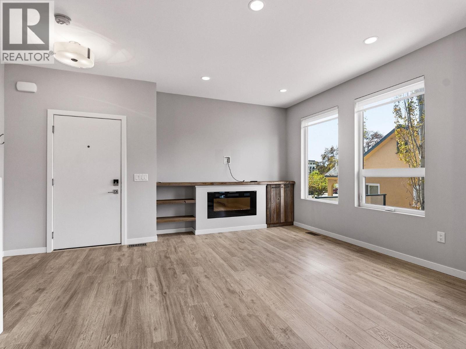 580 Patterson Avenue, Kelowna, British Columbia  V1Y 5C6 - Photo 4 - 10385074