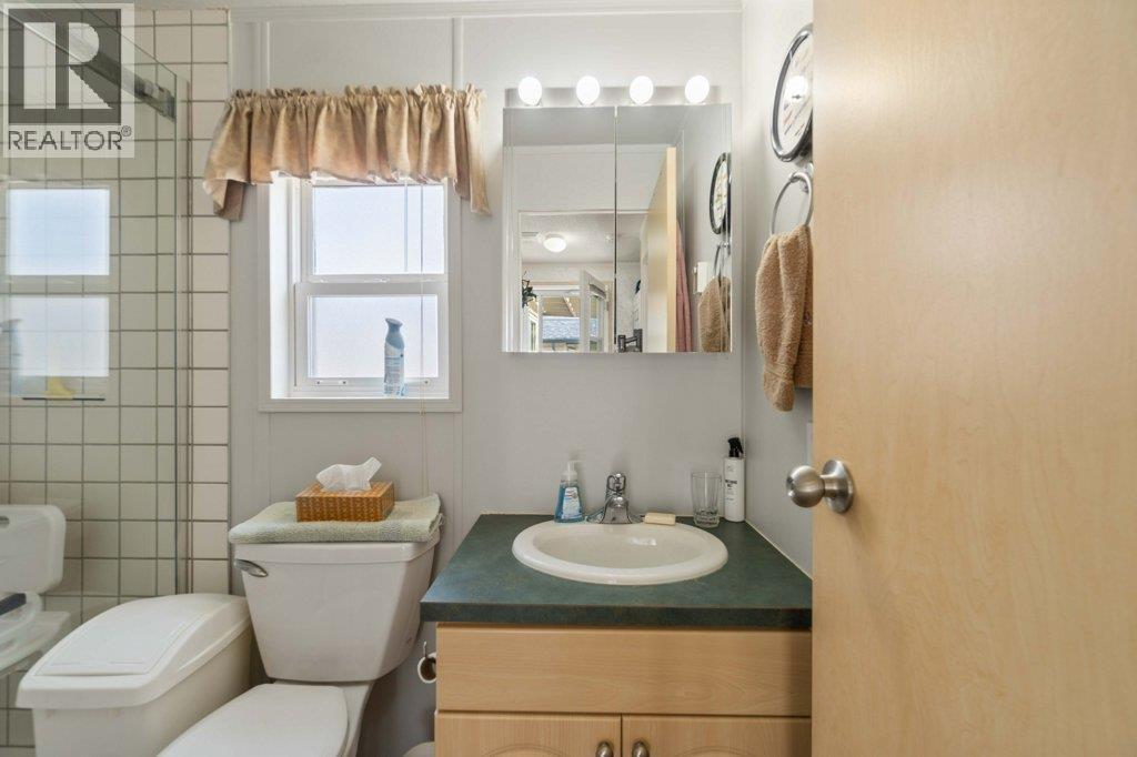 601 Beatty Avenue Nw Unit# 5, Salmon Arm, British Columbia  V1E 3J6 - Photo 23 - 10385429