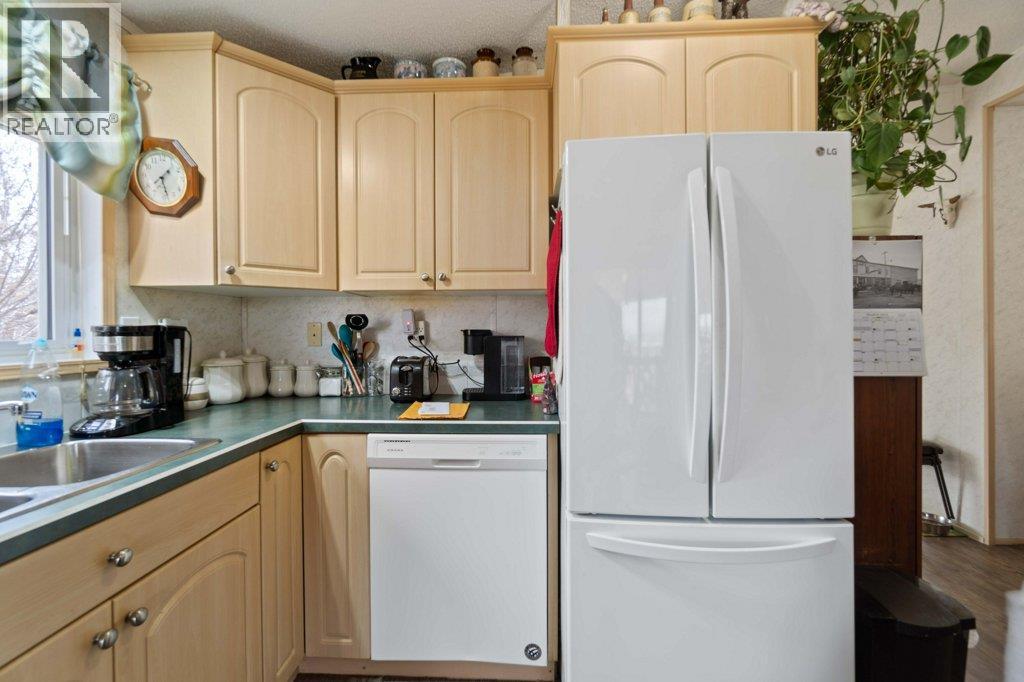 601 Beatty Avenue Nw Unit# 5, Salmon Arm, British Columbia  V1E 3J6 - Photo 9 - 10385429