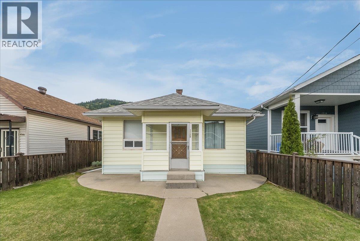 1734 Third Avenue, trail, British Columbia