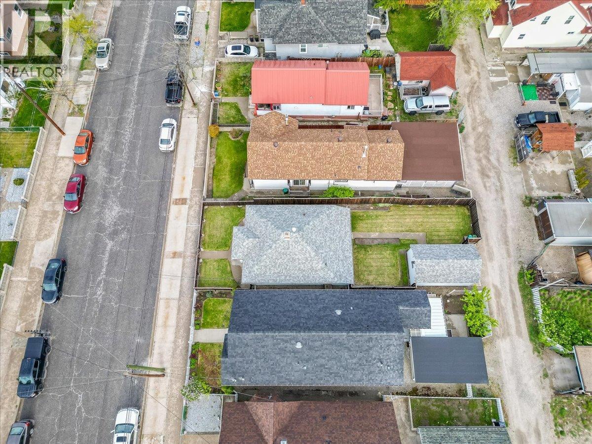 1734 Third Avenue, Trail, British Columbia  V1R 1P9 - Photo 30 - 10385479