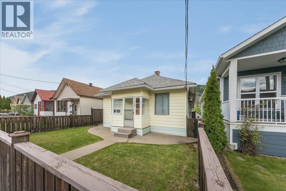 1734 Third Avenue, Trail, British Columbia  V1R 1P9 - Photo 31 - 10385479